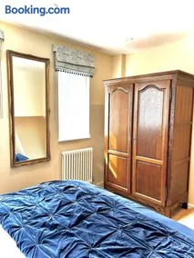 2 bedroom house in Chichester near Goodwood and Wittering beaches - Image 4