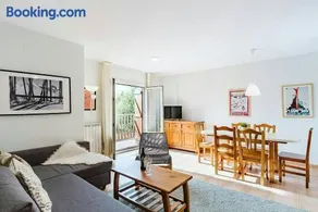 Olympia by Cardi Suites. - Image 1