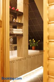 Luxdomki - Image 1