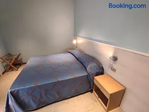 Hotel Villa Mirella - Image 2