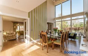 2 bedroom home in Kenmare with sea views to sleep 4 - Image 3
