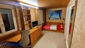Single Room In Very Quiet & Cosy House With Garden - Image 1