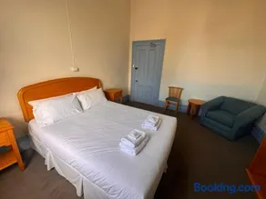 The Leopold Hotel - Image 2