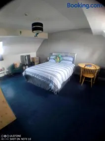 Snowdon House Single rooms for solo travellers - Image 2
