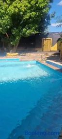 Departamento con Piscina en Ypane - Image 4