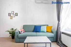Go2Zagreb Chick Apartment Private Parking Available - Image 3