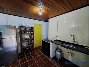 Acácias - Casa com Piscina e Quadra de Vôlei - Image 2