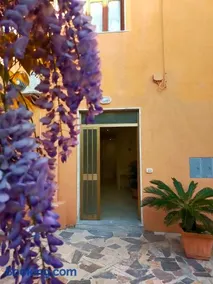 Cumpa Luca Bed and breakfast - Image 1