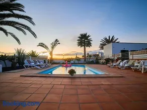 Villa in La Oliva with Volcano View Pool - Image 1