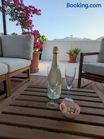 Villa La Roca - A fusion of modern and typical Andalucian architecture - Image 3