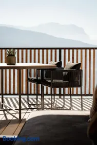Oachner Living - Image 1