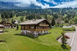 Charming apartment in a Chalet house - Image 3