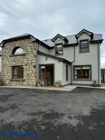 54 Stracomer Hill Bundoran - Image 1