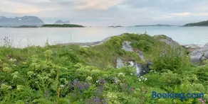 BEDEHUSET Basecamp Senja - Image 3
