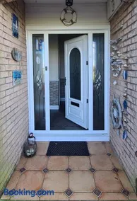 Lowefield B&B - Image 1