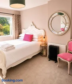 Cozy 3 bed house in Dublin - Image 3