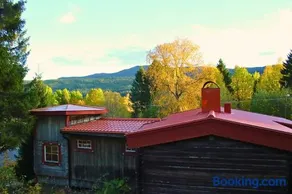 Cozy cabin with an amazing view - Image 2