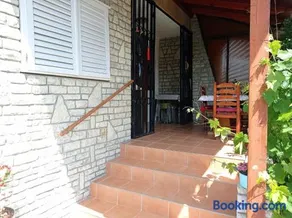 Nosztalgia Apartman Balatonkenese - Image 3