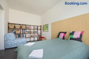 Sunny apartment - Image 4