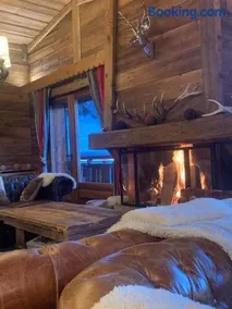 SOMPTUEUX CHALET BARON MEGEVE VUE.Jaccuzi.4 mn a pied au centre - Image 4