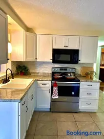 Gorgeous house nearby beach in 5 minutes - Image 2