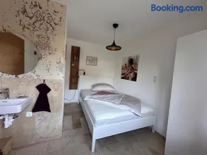 Gemütliche 60 m2 Ferienwohnung mit Schwimmteich - Image 2