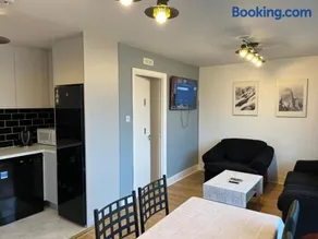 Double bedroom in Santry near Airport - Image 4