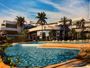 CASA CASU NEW STUNNING 3 BED RAISED GROUND FLOOR APARTMENT & HUGE BALCONY WITH SEA POOL & MOUNTAIN VIEW INDOOR & OUTDOOR SWIMMING POOLS & GYM WALKING DISTANCE TO BEACH PORT Estepona TRAVELLER AWARD 2023 - Image 1