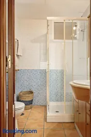 Sunny Beach Apartment - Image 4