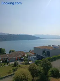 Zimmer mit Panoramablick auf den Zürichsee mit eigenes Bad und Terassenzugang - Image 3