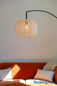 Stylish 1BR close to KMSKA - Image 2