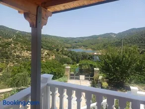 Hamit House Vacation - Image 5