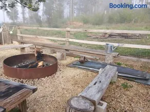 Cosy Cooma Holiday Home in the Snowy Mountains - Image 5
