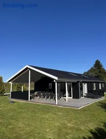 Spacious Holiday Home On Bogø - Image 2