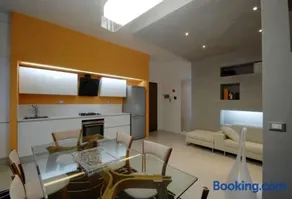 Lollo Apartment - Image 1