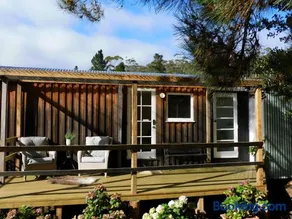 Holly Tree Hut - Gypsy Wagon with Breakfast - Image 3