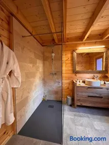 Chalet Le Montagnard SPA & SAUNA - Lits faits - Serviettes - Peignoirs - Ménage inclus - Image 2
