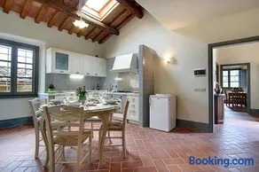 Villa Casaglia 1-apartment With Shared Pool - Image 3