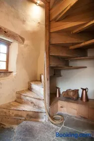 Barns Tower - Image 4