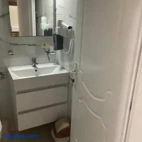 Erjani Hotel - Image 3