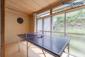 8 people can stay in a house - Image 3