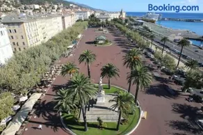 Jolie T2 centre historique de Bastia - Image 5