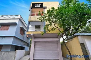 Super Hotel O Diamond Mall Kolkata Formerly Petals Residency - Image 1