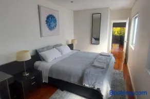 Spacious 2 bedroom apartment @Kingston Foreshore - Image 2