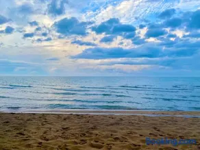 Great Lakes Resort - Entire Beach House - Suite 15 and 16 - Image 1