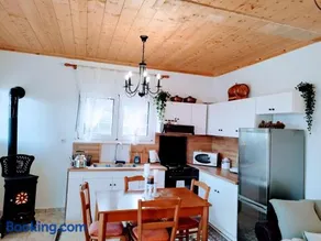 Cozy cottage for 4 - Image 2