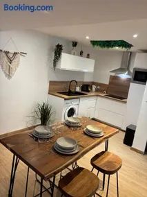 Suite Bali et sauna privé - vidéo projecteur - escapade romantique-centre - Image 4