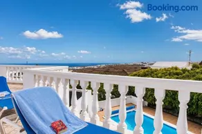 Casa El Paraiso - Pool, Jacuzzi, Air-con and BBQ By Lanzarote Vacation Homes - Image 4
