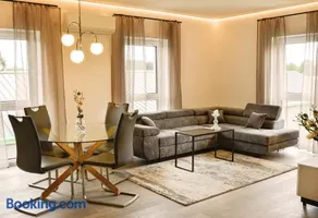 Luxuriöse, 1-2-Zimmer-Apartments 30-55 qm - Image 1