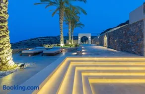 Artisan's House - Image 2